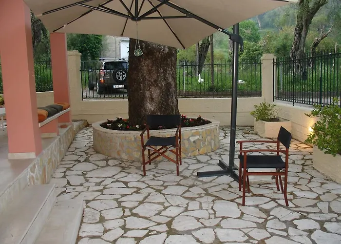 Villa Enchanting Haven 3 Bedrooms Magia Al Fresco Dining Ýpsos